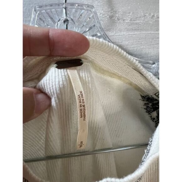 Women’s Rendezvous Long Embellished Sheer Sleeve Top Small‎ - Picture 5 of 6